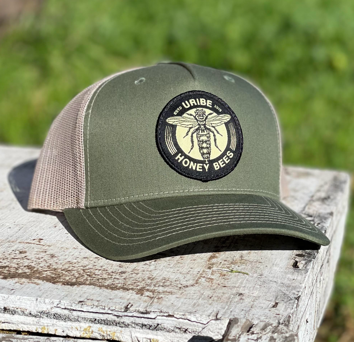 Modern Gold Bee Hat, like new bee hat! GG bee hat,Bee Hat tan black band & strap Time and Tru Women main image 4